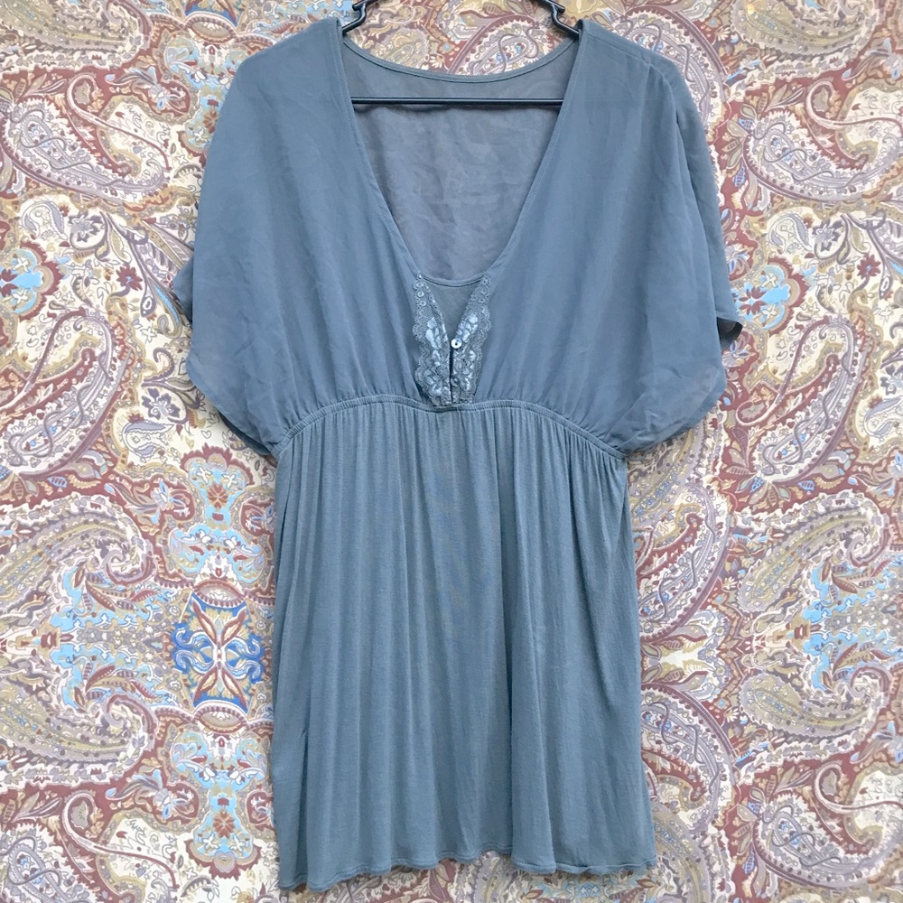Converse One Star Sheer Overlay Empire Style Camisole with Lace Trim, Gray. Sz L